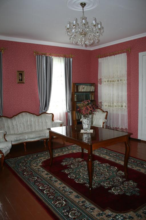 Guesthouse Gegi Kutaisi Rom bilde